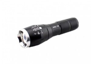 LED ficklampa 2000lm